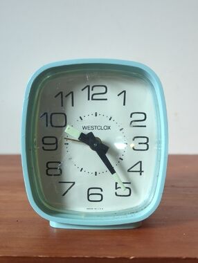 Vintage Westclox Wind-up Alarm Clock Retro In Baby Blue